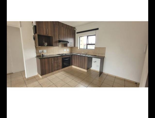 2 BEDROOM APARTMENT FOR SALE IN BARBEQUE DOWNS